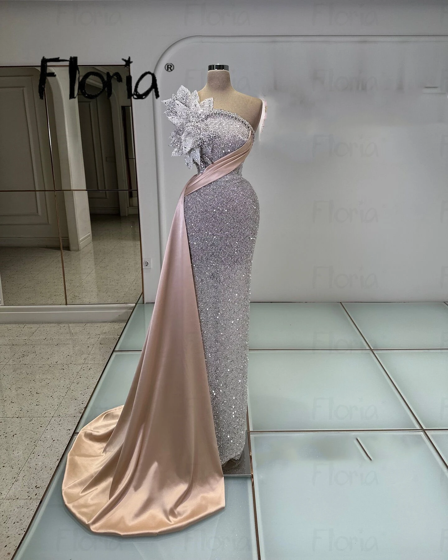 Vestido de fiesta elegante con cuentas color champán, vestido tubo personalizado con tren lateral brillante, vestidos de fiesta de boda de Dubái, bata de lujo para celebridades