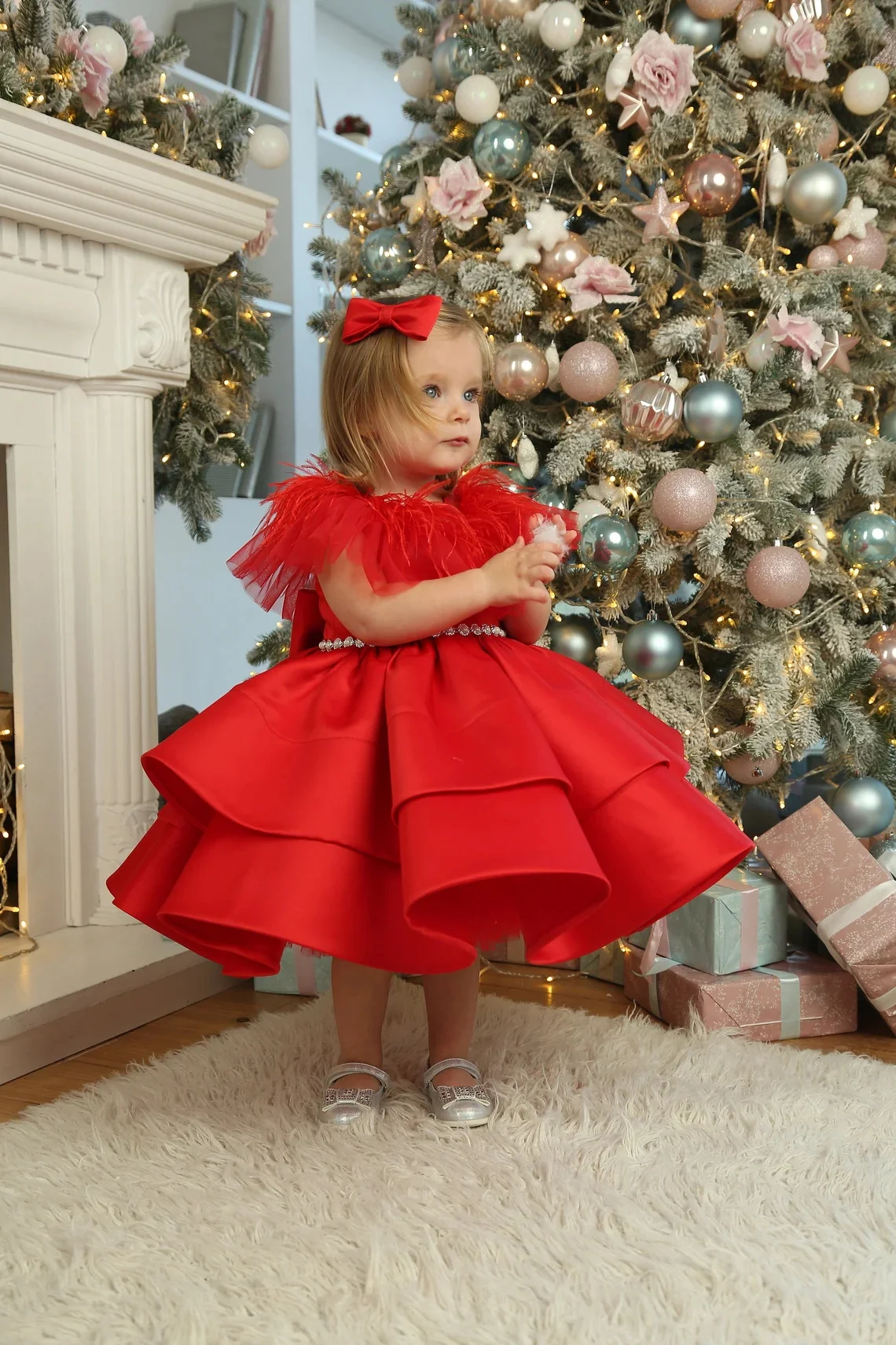 Vestido de satén rojo hinchado para niña, vestido de cumpleaños para niña pequeña, largo hasta el té, lazo de plumas, vestido de niña de flores para bodas, fiesta, desfile, vestido de comunión