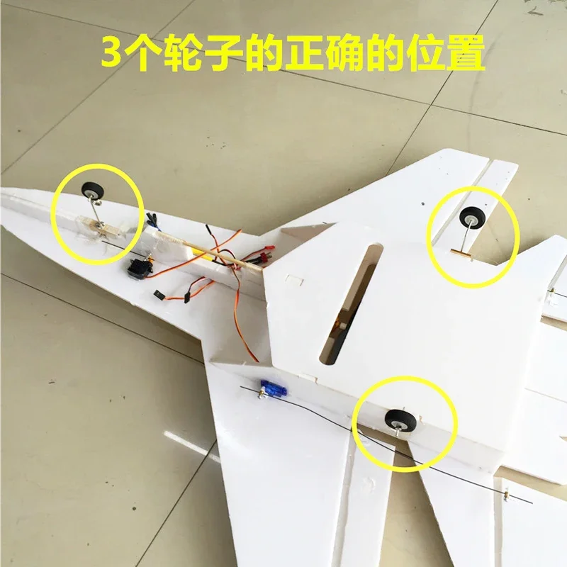 Train d'atterrissage avec direction à la roue avant, avion à ailes partenaires, modèle d'avion, pièces de combattants, planche, Rotterdam tiens obby SU27 KT