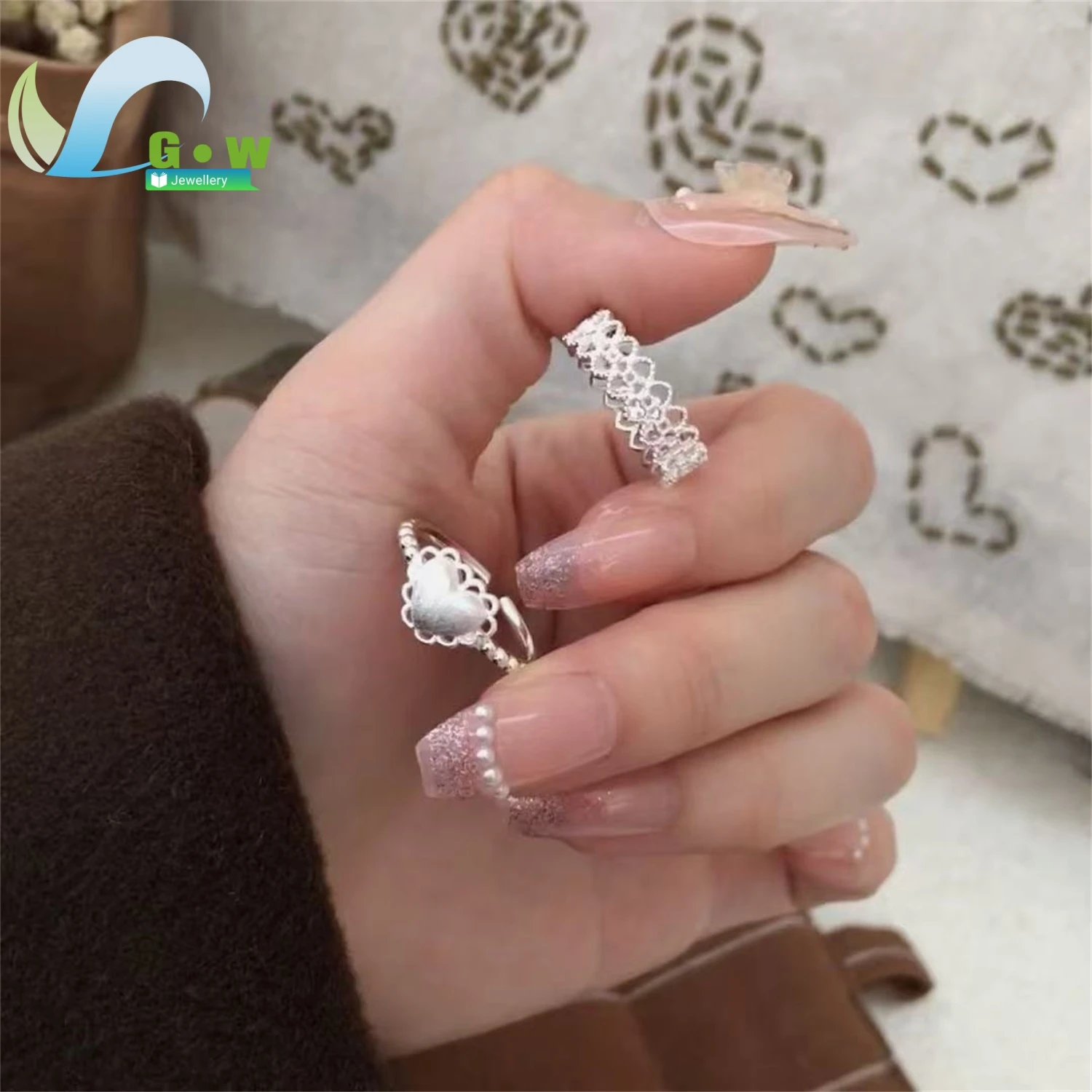 Vintage Hollow Out Ring Women Sweet Elegant Versatile Unique Design Band Minimalist Finger Jewelry Charm Gift For Her Girlfriend