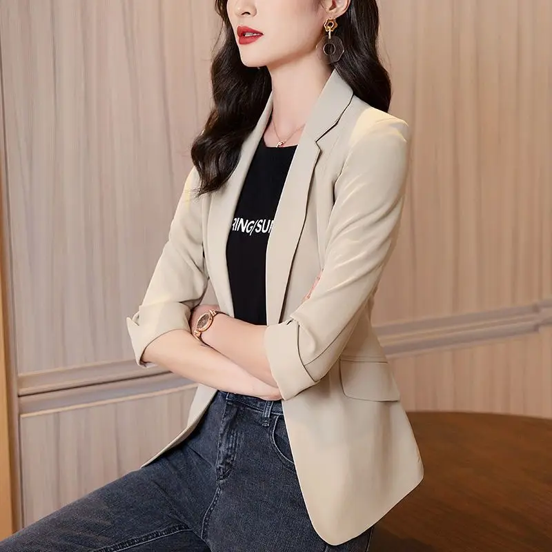 2023 New Spring and Summer Fashion Simple Commuter Suit Collar Single Button Solid Fit Short Three Quarter Thin Suit Coat Women