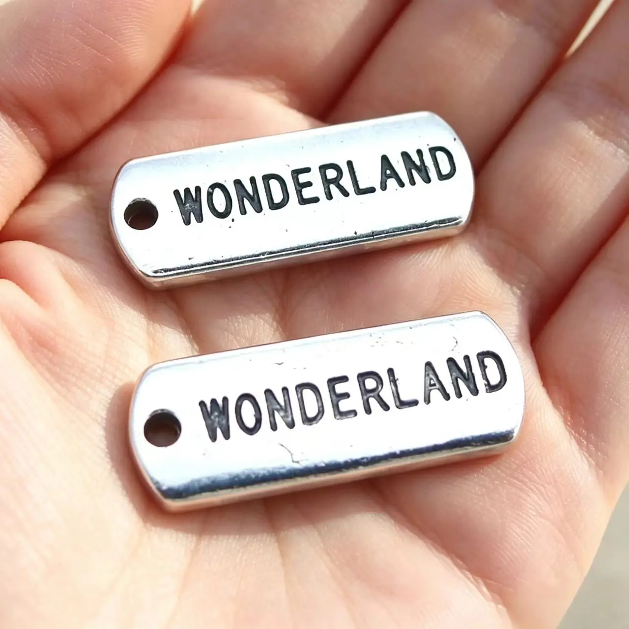 10pcs/Lot 8x21mm Letter Card Wonderland Alloy Charms Antique Silver Color Pendants for DIY Jewelry Making Charm