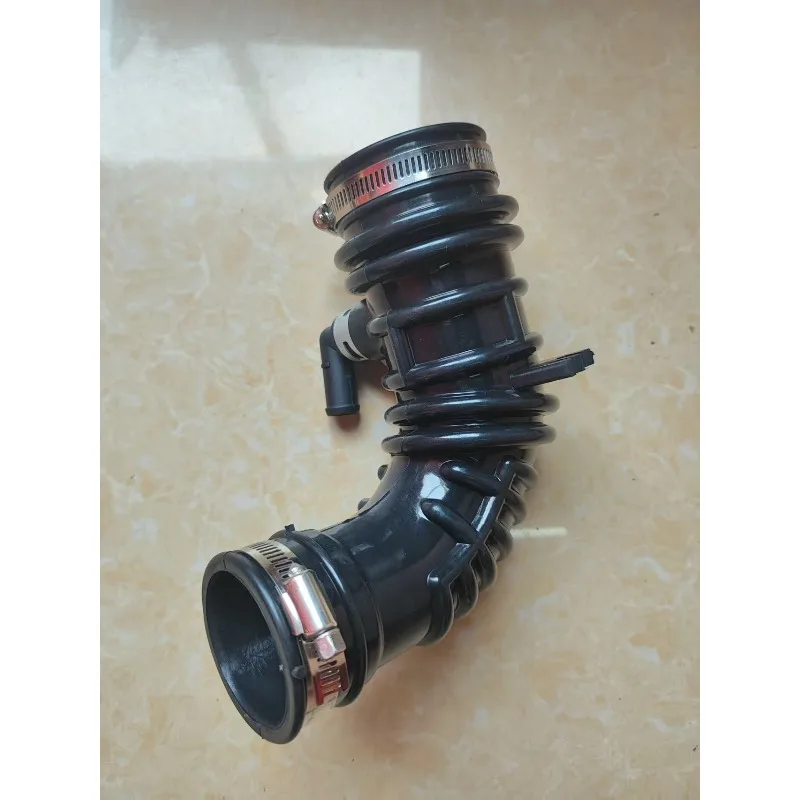 Intercooler air Intake Hose Is Compatible for Nissan NV350 Caravan Urvan E26 2012-2017 OEM 16578-VC12A