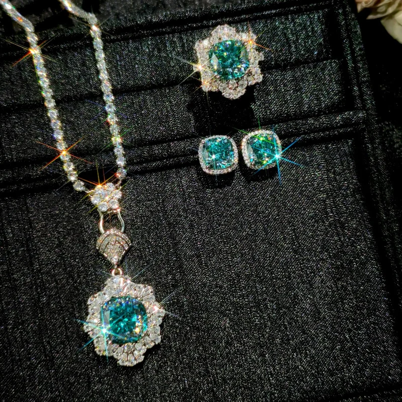 

Square Pillow Shape Chelapa Green Zircon Necklace Earrings Ring Set for Women High-end Date Gift