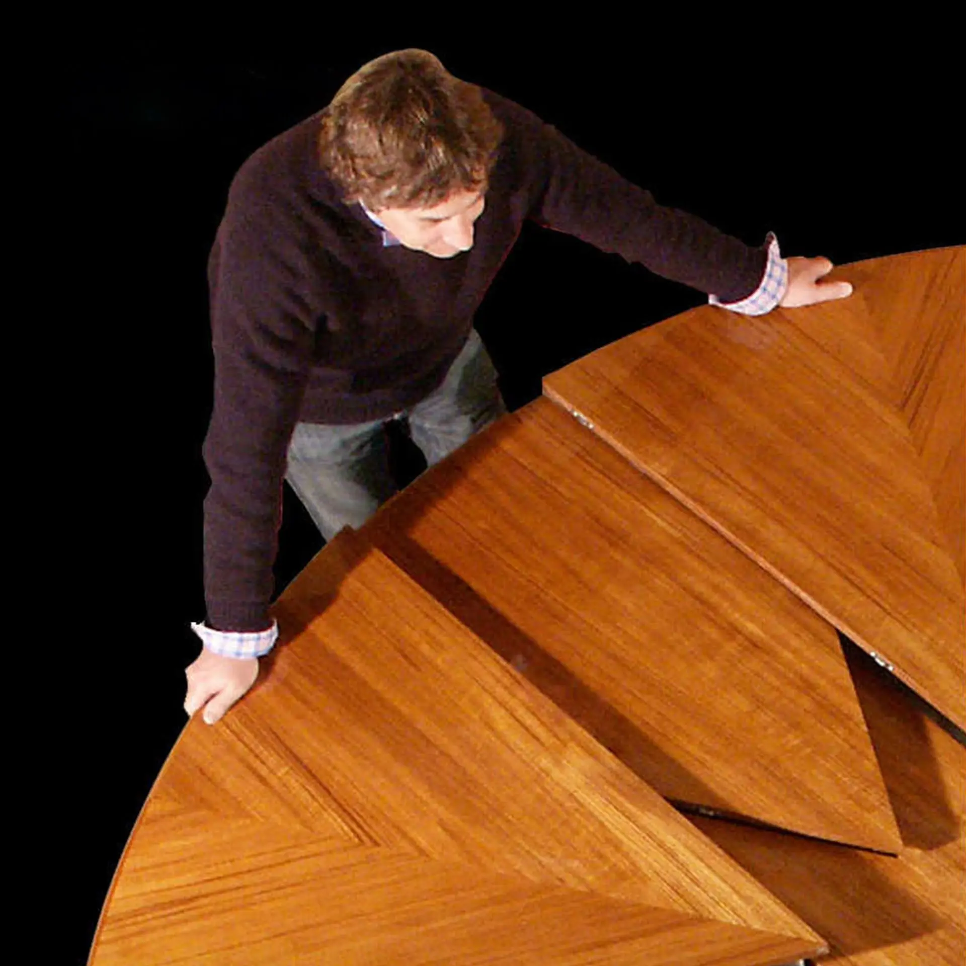 Solid wood Fletcher dining table rotates and deforms, retractable dining table can be enlarged and enlarged