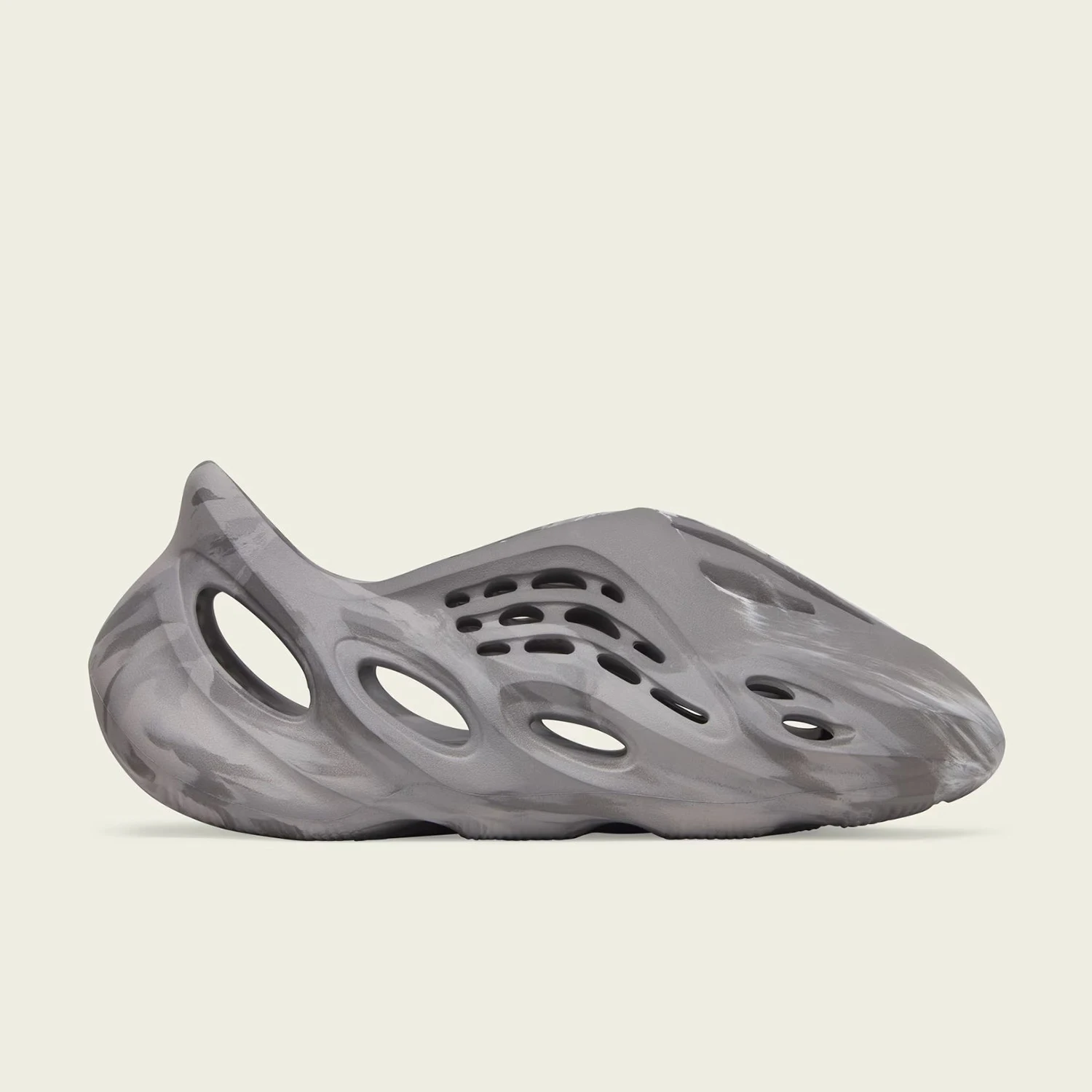 

Оригинальные спортивные сандалии унисекс Adidas YZY FOAM RNR IE4931