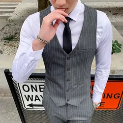 Fashion Men Business Checkered Striped Suit Vest Black / Gray Male Single Breasted Wedding Waistcoat