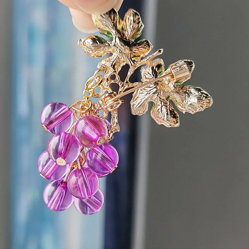 Creative Vintage Glass Beads Purple Grape Brooches For Women Alloy Fruits Casual Weddings Party Brooch Pins Jewelry Gifts image 5