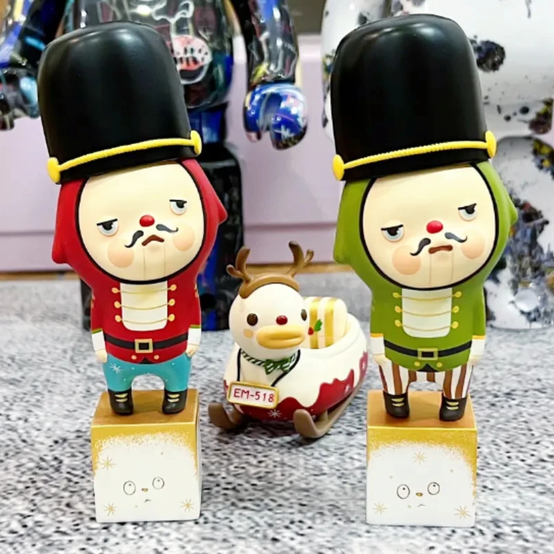 Sooya Emo The Nutcracker Figure with Big Hat Cute King Emo Fantasy Trendy XMAS Figurine Designer Toys Collection Decoration