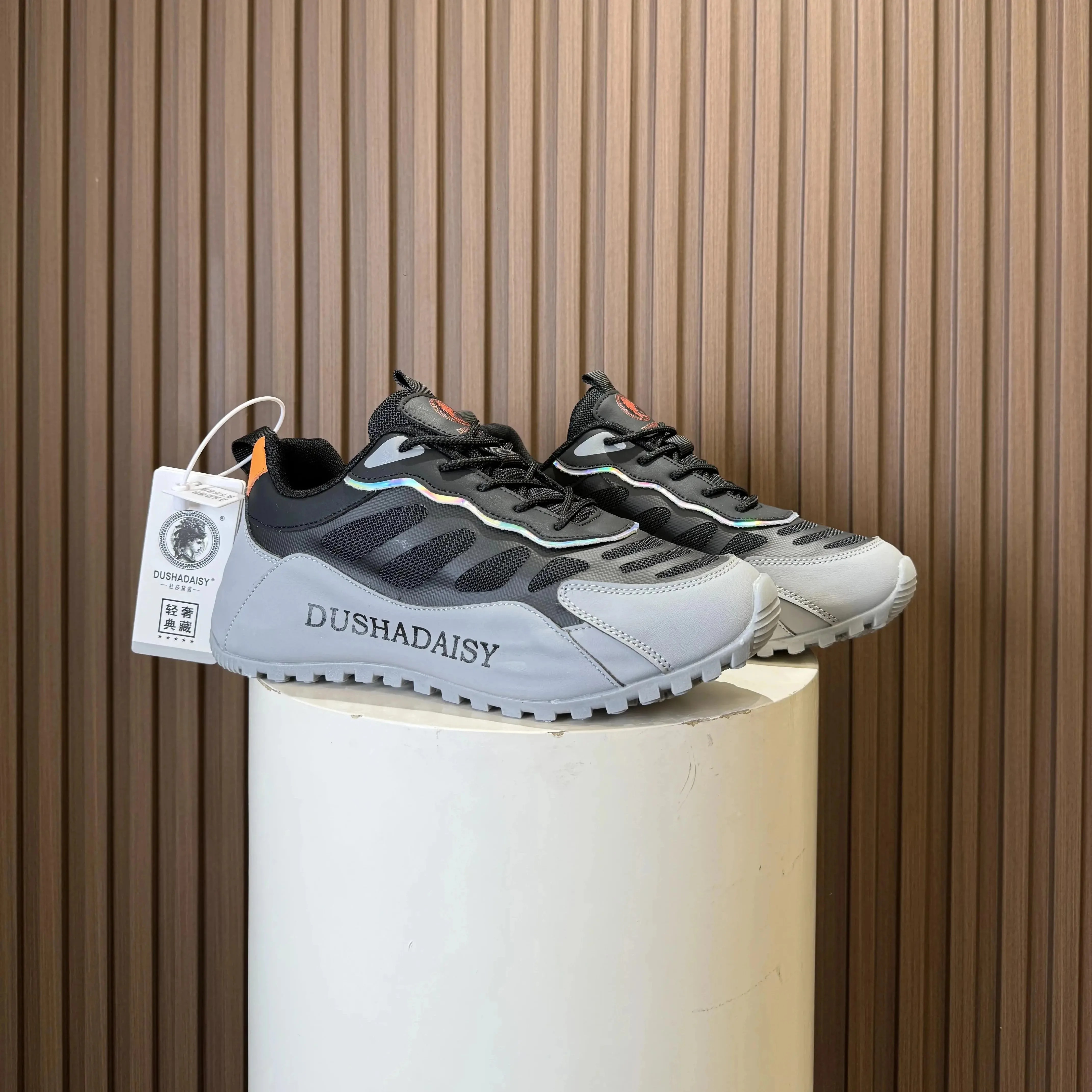 Neutral hiking shoes men's lightweight wear-resistant and durable outdoor combat boots men's casual sneakers walking shoes