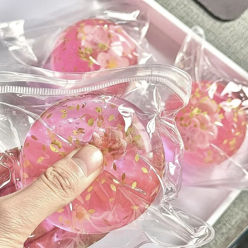 كرات الضغط على شكل زهر الكرز الوردي الإسفنجية، لعبة تململ حسية، سكويشات بطيئة الارتفاع للأطفال والكبار، هدية ضغط للاسترخاء