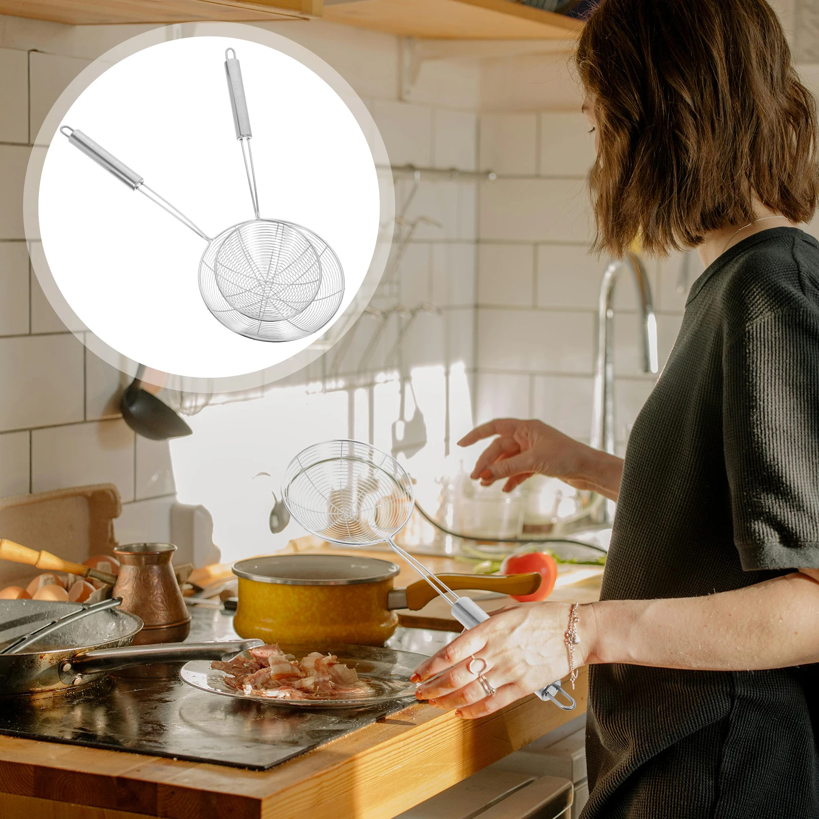 

2pcs Stainless Steel Spider Strainer Spoon Kitchen Fat Skimmer Large Mesh Cooking Skimmer Utensil Fryer Scoop Ergonomic Handle