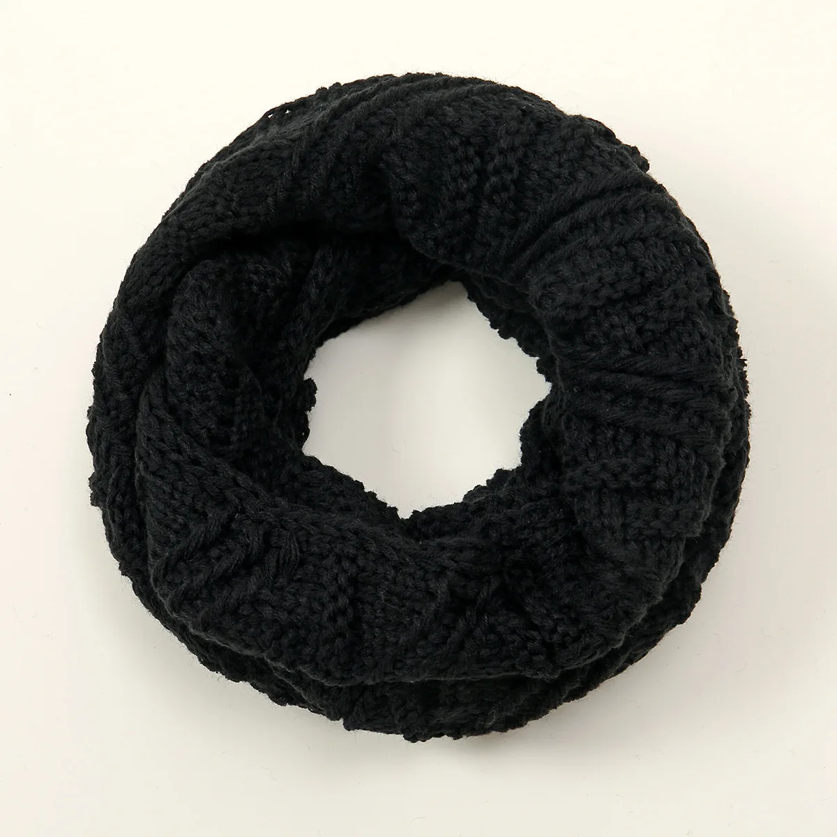 Sciarpa in tinta unita lavorata a maglia di nuova moda Versione coreana Semplice lana antivento originale Calda e versatile per uomini e donne Lo stesso stile