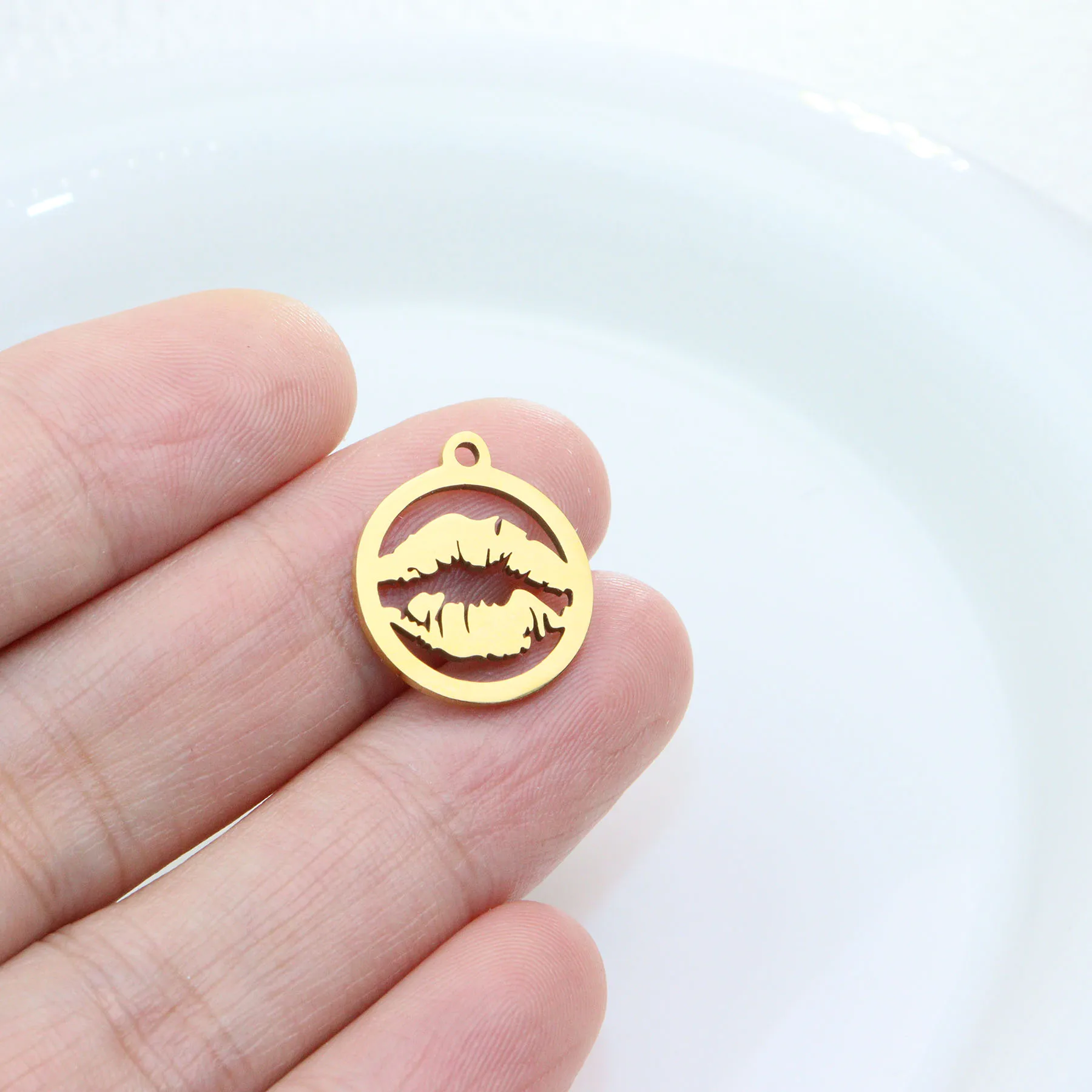 5pcs 15mm Wholesale Stainless Steel Mirro Polish Lips Charms Pendant DIY Necklace Earrings Bracelets Vacuum Plate Unfading image 6