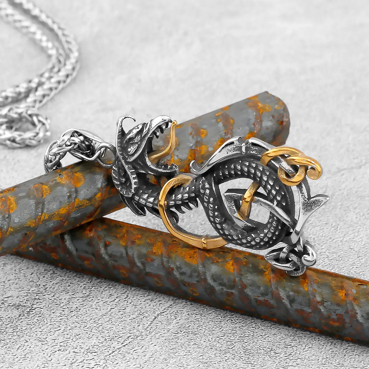 Titanium Stainless Steel Vintage Viking Dragon Necklace Nordic Men's Rattlesnake Amulet Fashion Pendant Necklace Teen Jewelry