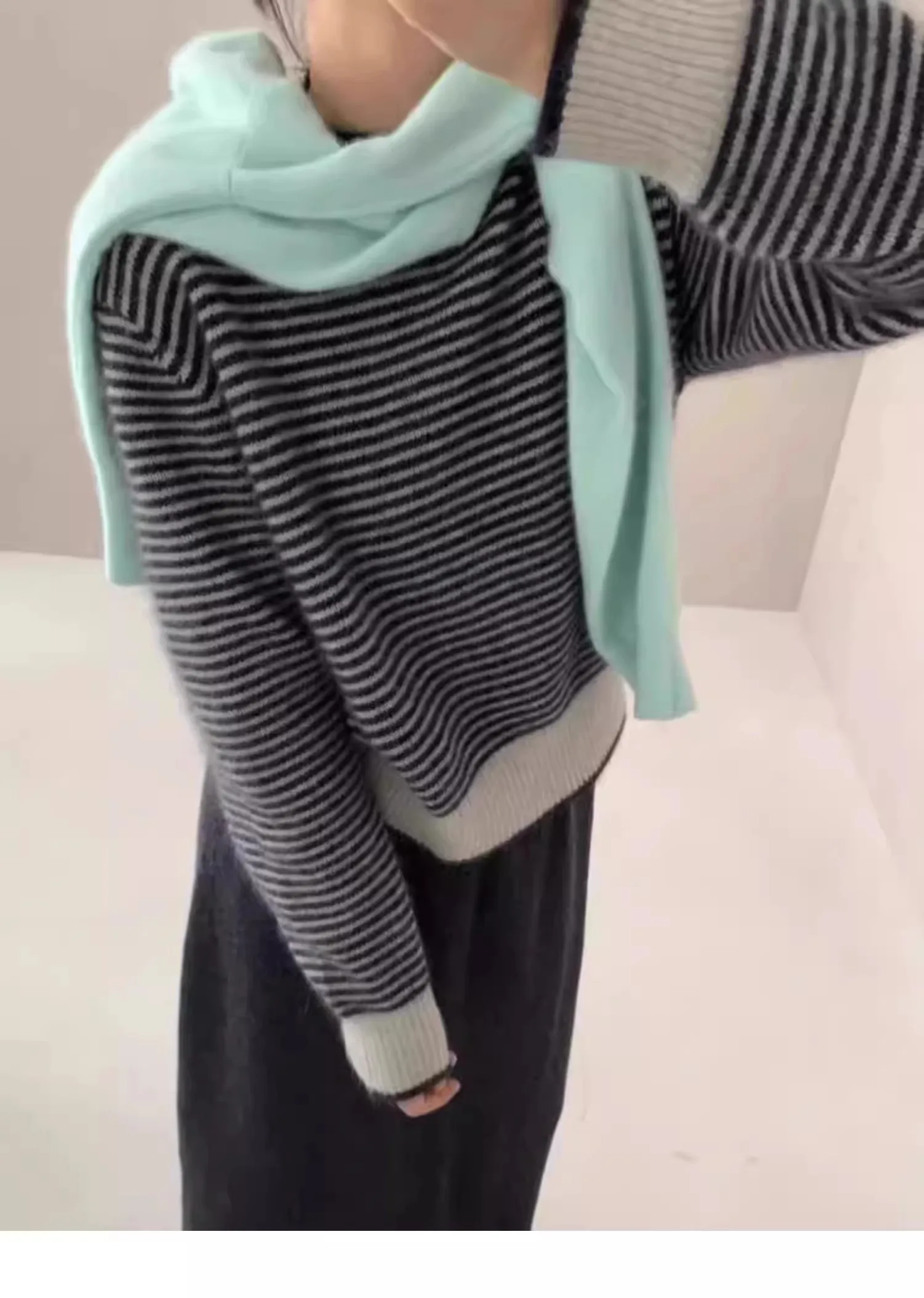 Color matching stripe 100 pure cashmere sweater women's round neck sweater autumn and winter loose sweater short coat
