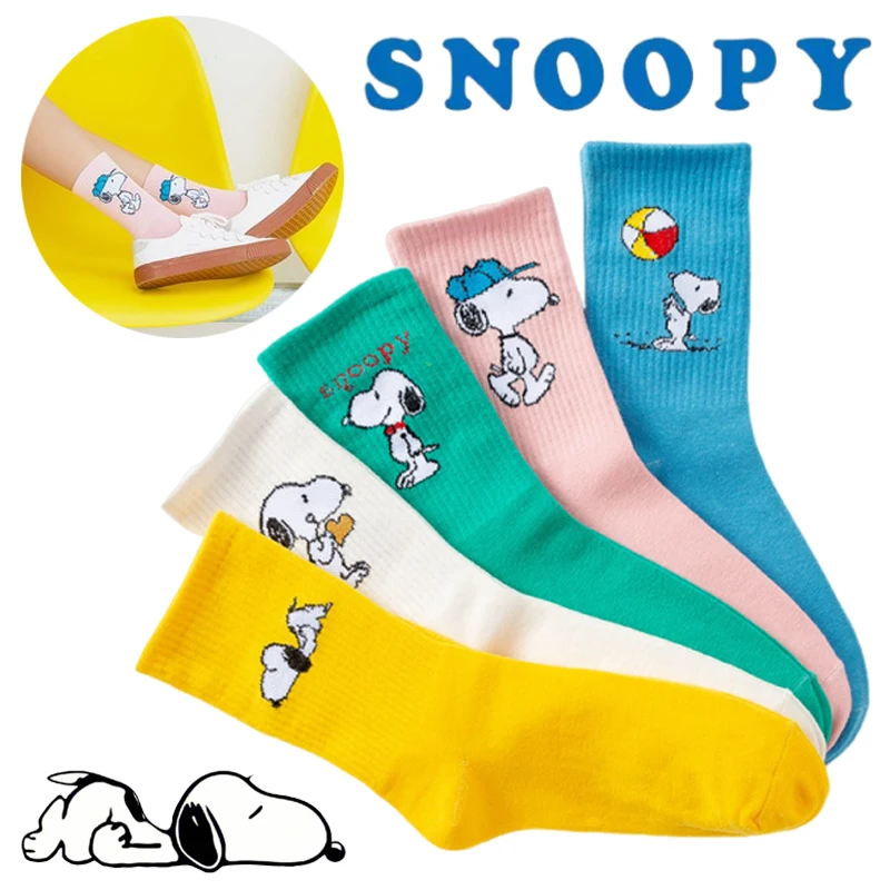 Calcetines Snoopy de dibujos animados de Anime, calcetines deportivos de algodón transpirables, Otoño Invierno, calcetines suaves de tubo medio informales absorbentes para el sudor