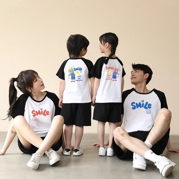 New Korean Family Matching Outfits Cotton T-shirt Mother Daughter Kids Baby Cartoon Tops Parent-child Outfits Summer Casual Tees