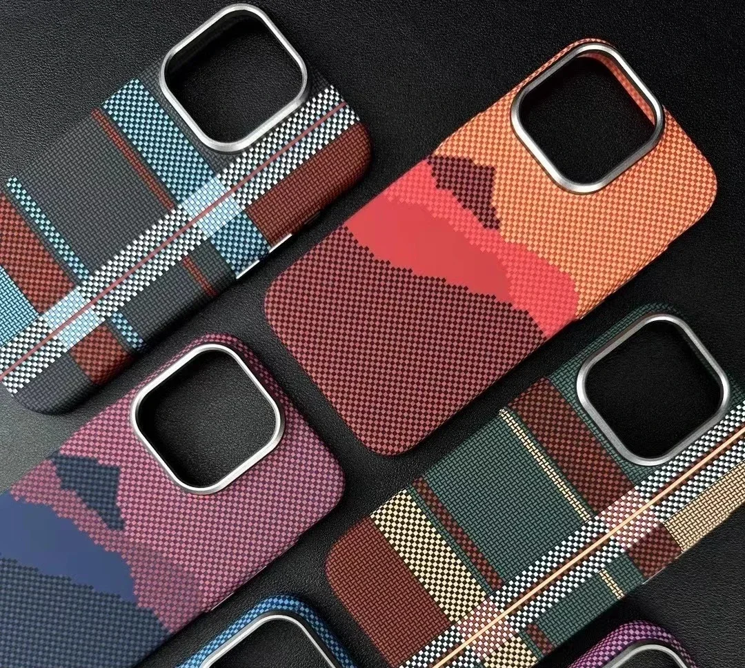 

Applicable to iPhone15ProMax mobile phone case Magnetic Kevlar pattern carbon fiber Apple 15ProMax luxury anti-drop case