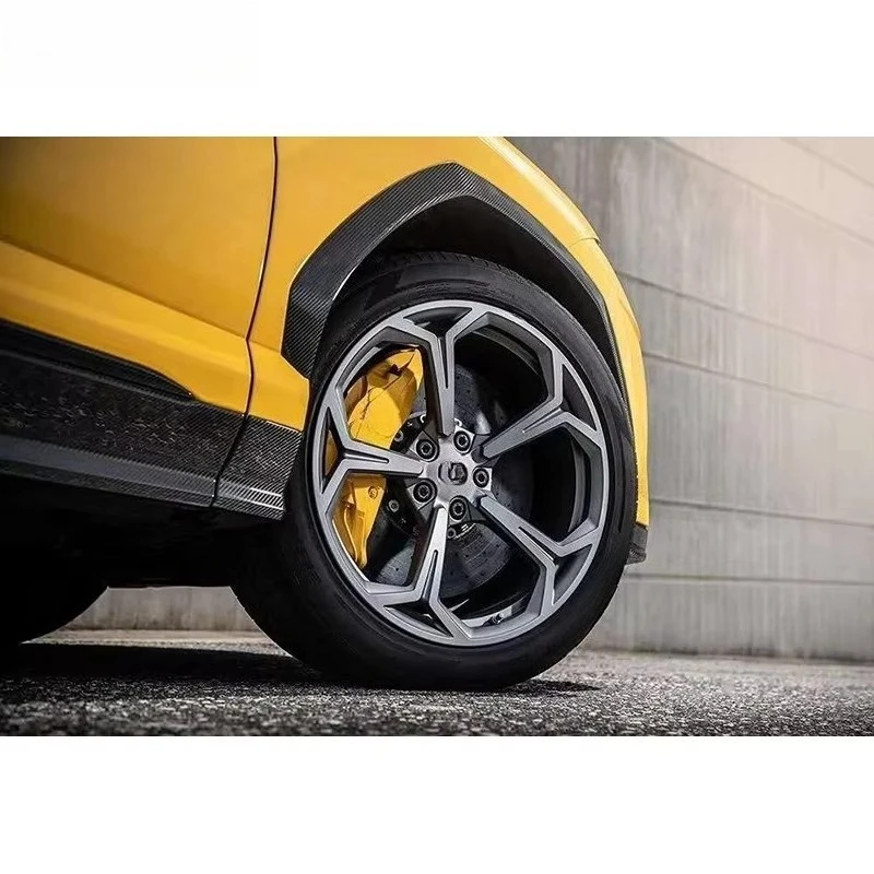 

OEM Style Dry Carbon Fiber Car Wheel Trim Wheel Eyebrow Fender Flares for URUS 2018-2019