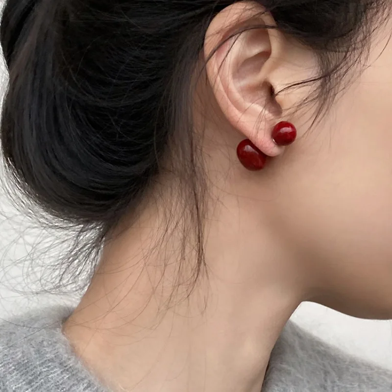 Double Sided Red Heart Stud Earrings for Women Sweet Wine Red Heart Ball Two Wear Design Ear Stud Trend Daily Fashion Jewelry