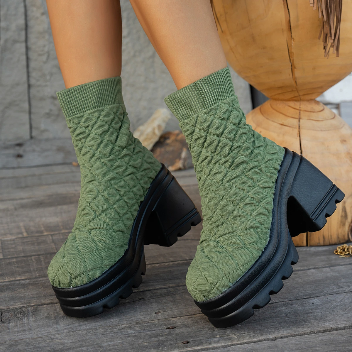 

Женские ботильоны, новинка 2024, роскошная удобная обувь, пикантные кожаные ботинки на высоком каблуке, женская модная обувь на платформе, женские однотонные туфли-лодочки