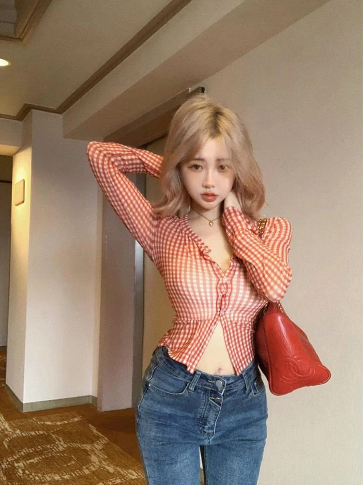 Retro American Red Plaid Shirt Women's Summer Design Short Tight Long Sleeve Mesh Top V-neck Commute Style Button Detail