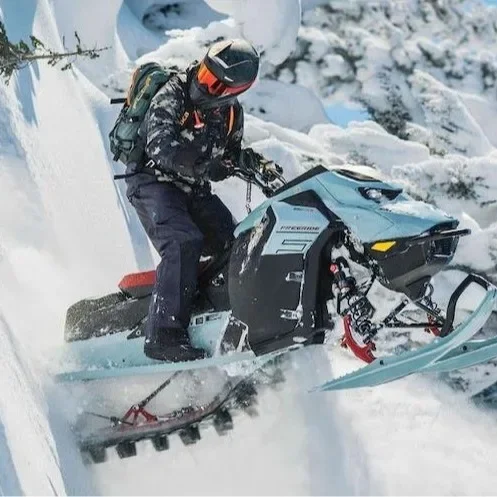 Wholesale 2025 Cross-Border Freeride 850cc Mountain Style Snowmobile for Outdoor Ski Resorts 200cc Engine Capacity