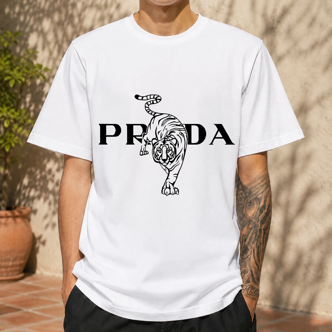 2026 New Cotton T-Shirt PRADA Letter Line Tiger Interleaving Print High Street Style Men's Crew Neck Top Casual Short Sleeve