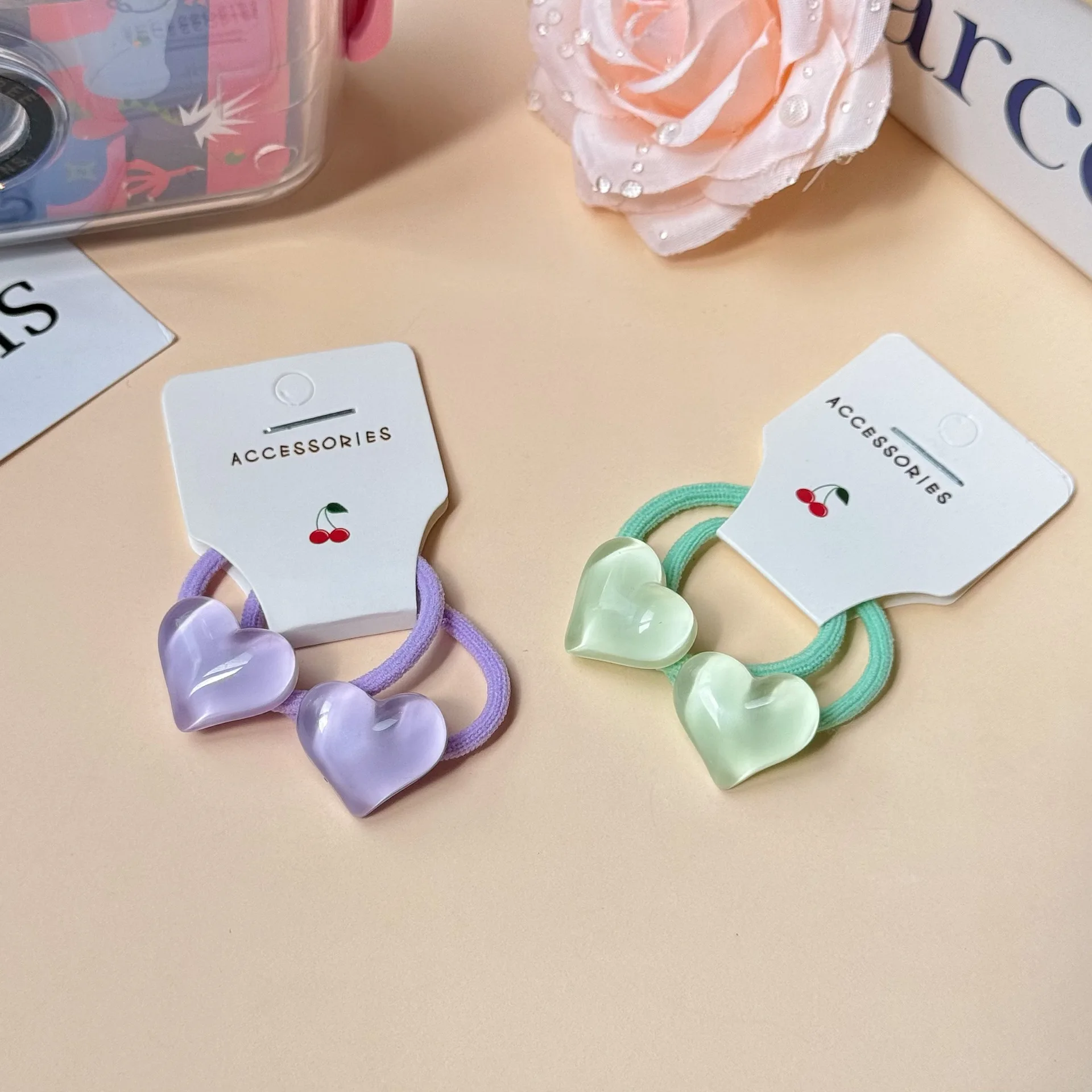 ربطات شعر للأطفال مكونة من قطعتين من أربطة صغيرة بلون الحلوى على شكل قلب خوخي وخالية من العقبة المطاطية الناعمة القابلة للتمدد للأطفال الصغار