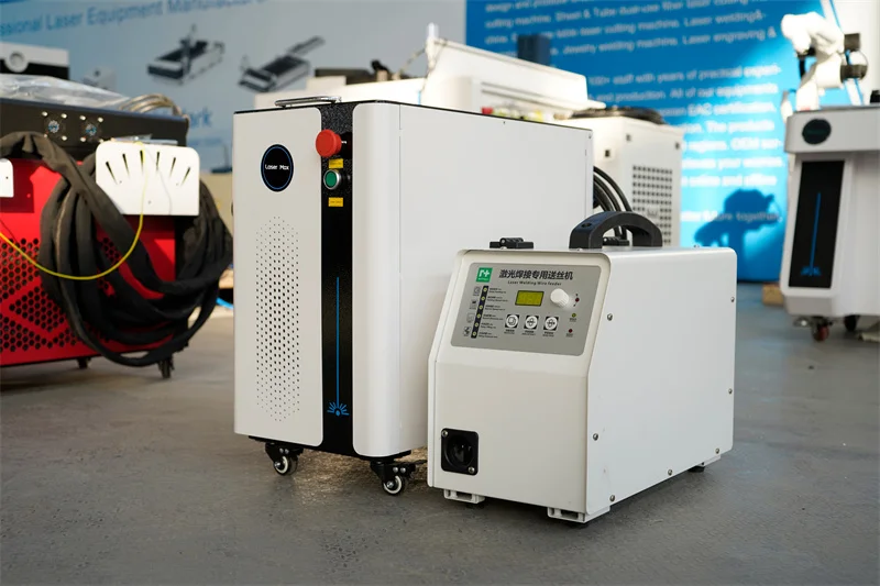 2024 Hot Sales air-cooled laser handheld welding / pulse fiber laser cleaning / laser cleaning head laser cleaning machine