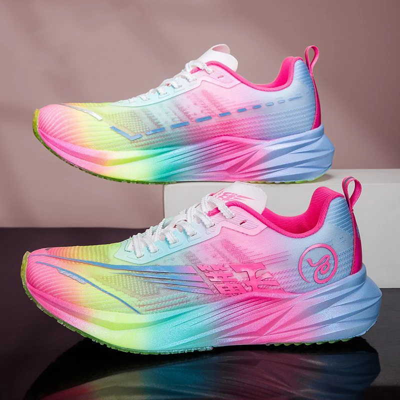 

Бестселлеры нового сезона: противоскользящие кроссовки для марафона, легкоатлетические кроссовки для бега на открытом воздухе, повседневные спринтерские кроссовки