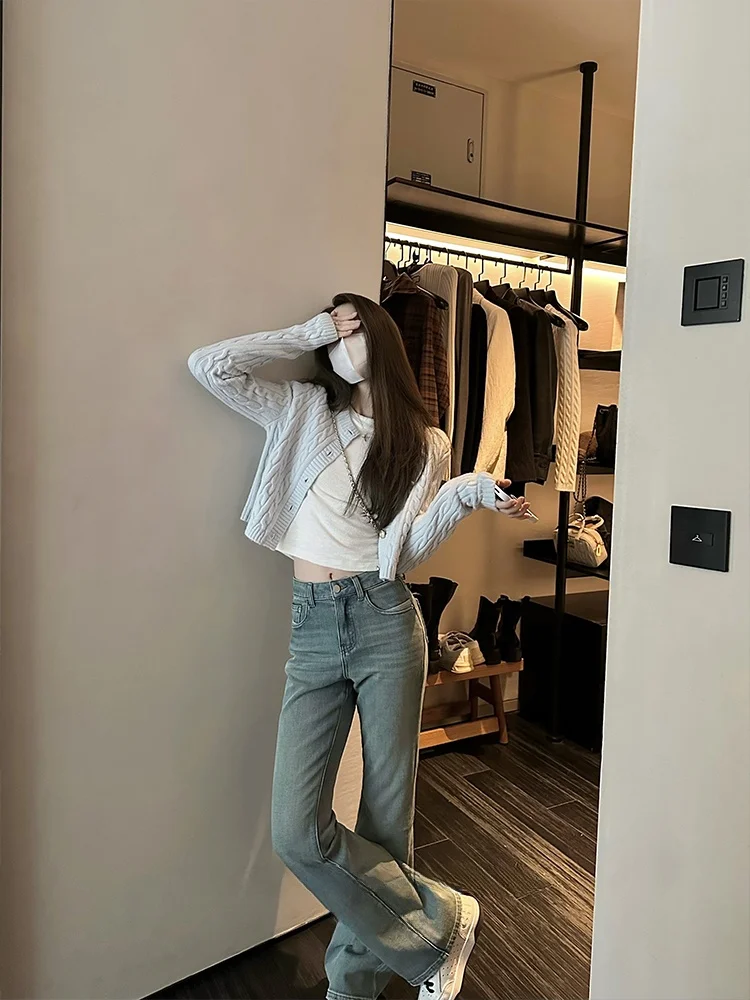 

Женские джинсы с высокой талией и широкими штанинами из тонкого хлопкового стрейч-денима, слегка расклешенные, прямые, для весны и осени