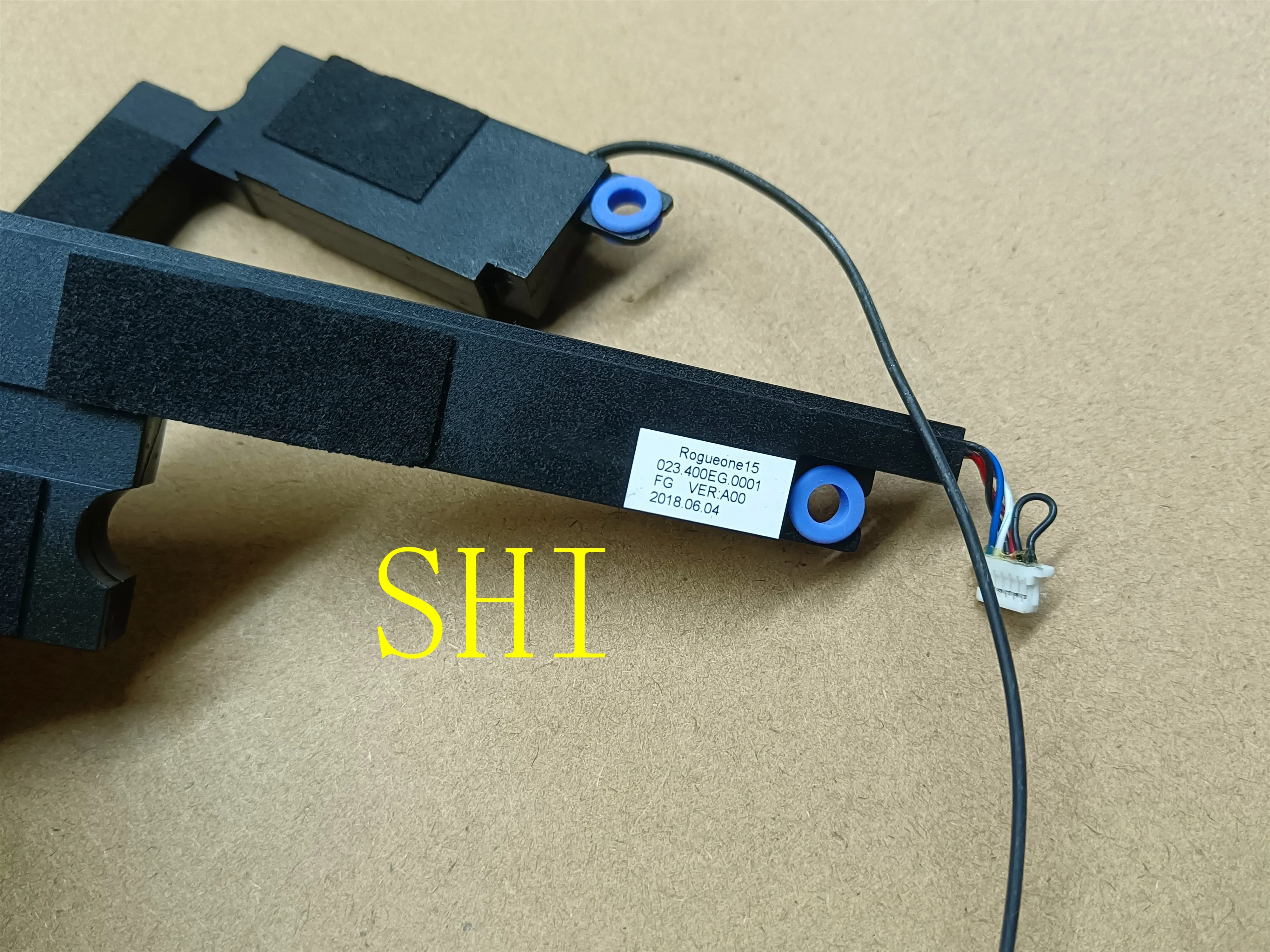 0YHWM1 FOR Original For Dell Inspiron 15 7586 Left Right Internal AUDIO Speaker Set 023.400EG.0011 YHWM1 free shipping