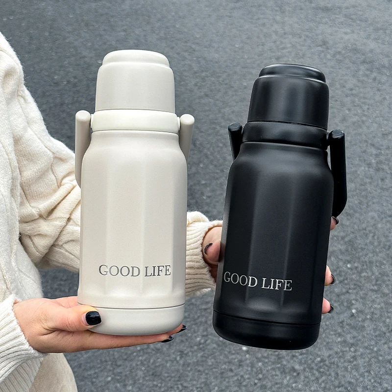 

Изолированная чашка из нержавеющей стали 20,29 унции, изолированная бутылка для воды с двойной питьевой водой, портативная ручка и соломенная чашка, изолированная бутылка для улицы