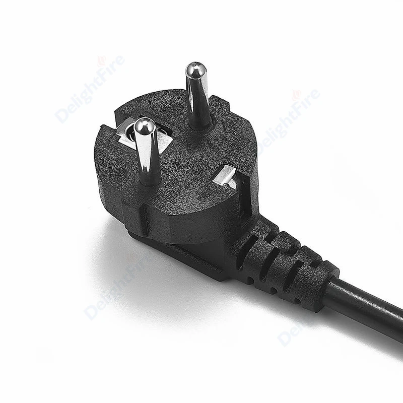 Typ E Stecker AC Netzteil Kabel IEC C13 Rechten Winkel 1,5 m AC Netzkabel Für DJ Studio Lichter PC Computer Monitor LED Projektor