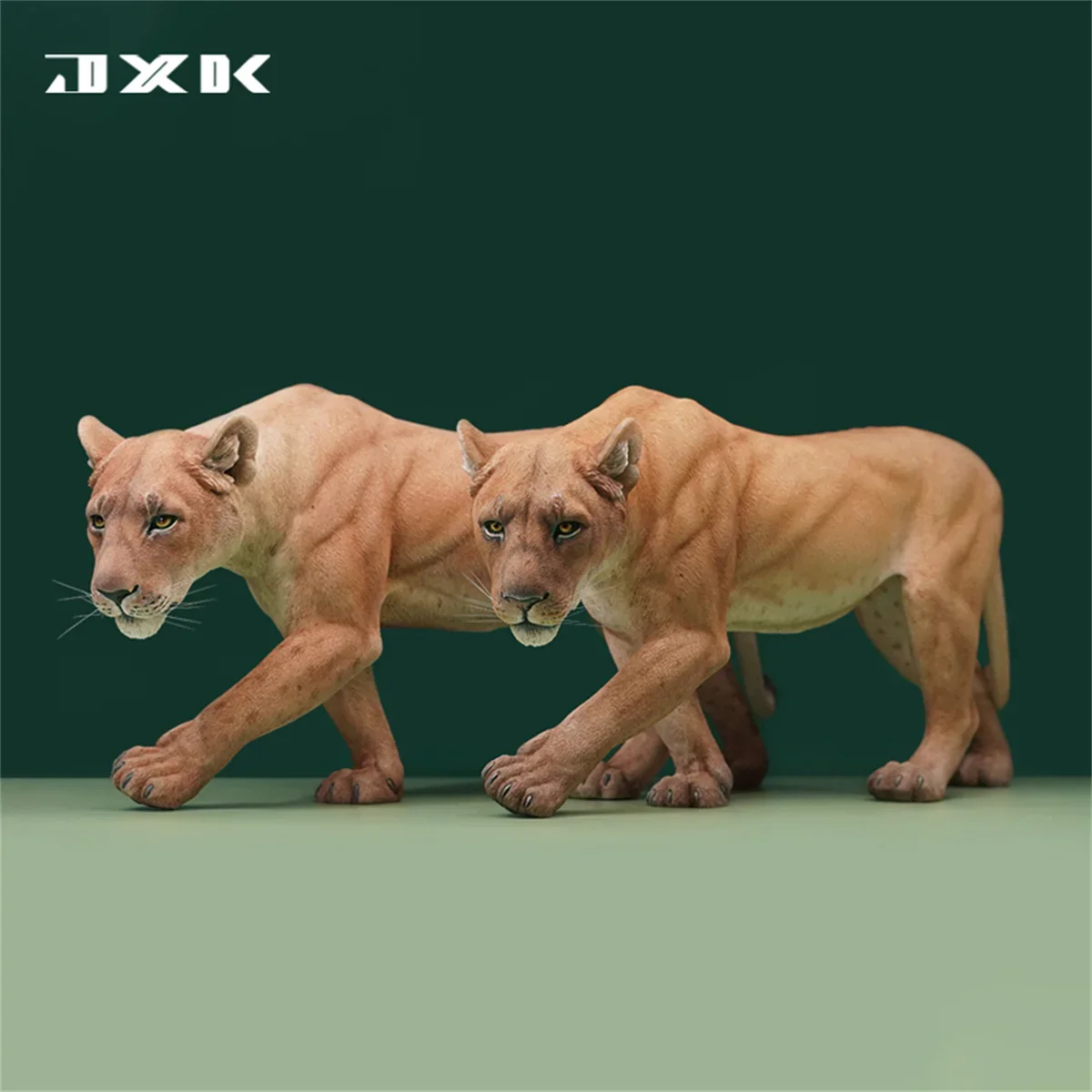 

JXK Studio 1/6 Lioness Model Wild Animal Figure Realistic Decoration Soldier Scene Accessory Collector Kids Toy Gift