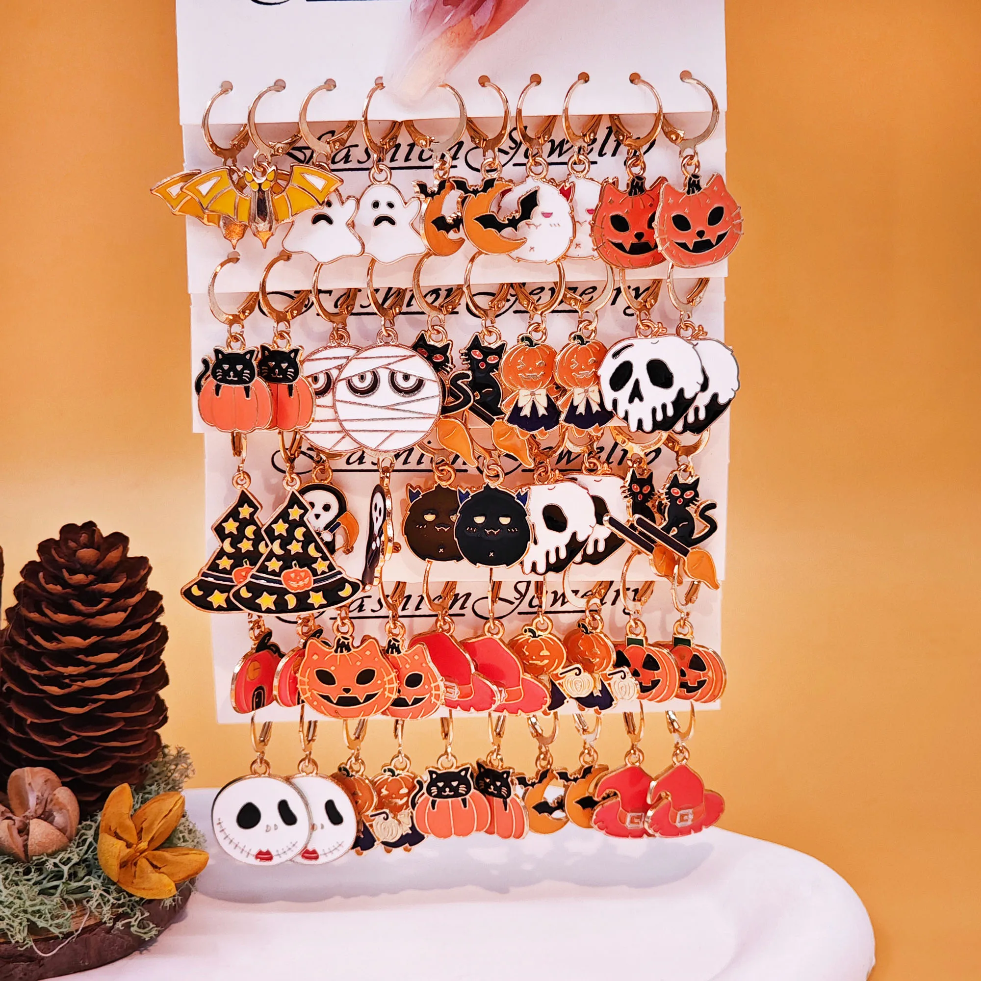 Pendientes de la serie de Arte de Halloween para mujer, aretes de aleación de terror, gota de aceite, calabaza, murciélago, telaraña, fantasma,