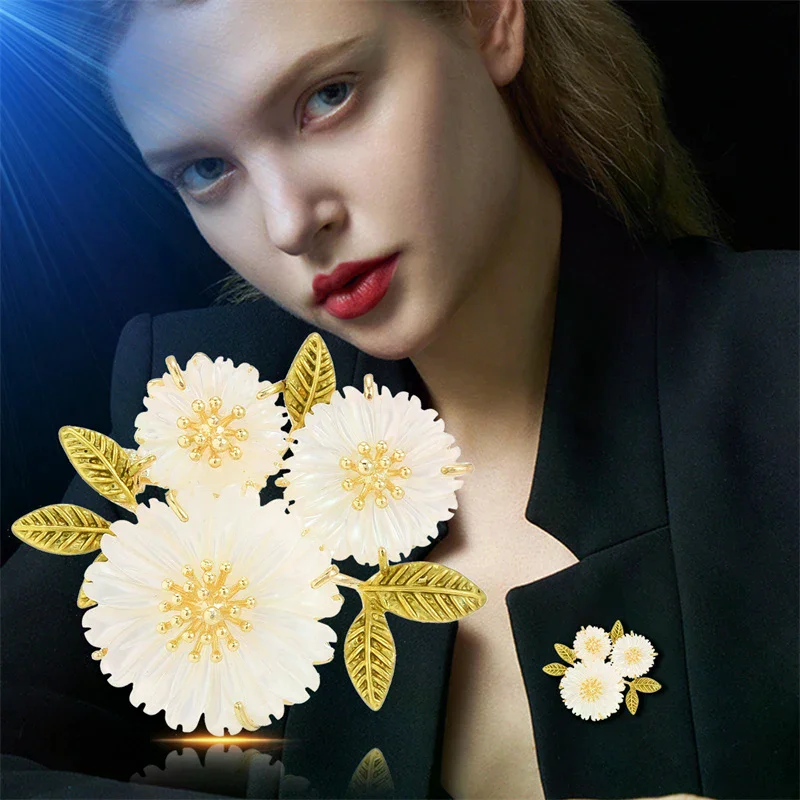 1PCS Fashion Plant Daisy Flower Brooches For Women Clothing Coat Jewelry Party Accessories Gifts