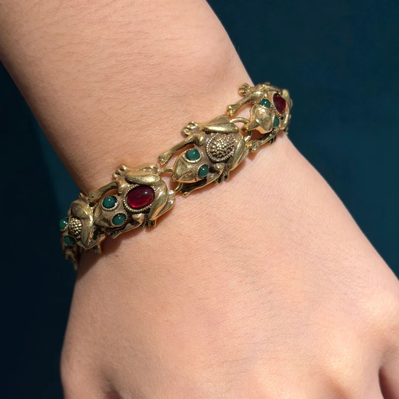 

Vintage Jewelry Antique Gold Color Toad Bracelets For Women Charm Chain Natural Stone Red Agree Luxury Designer Halloween 2026