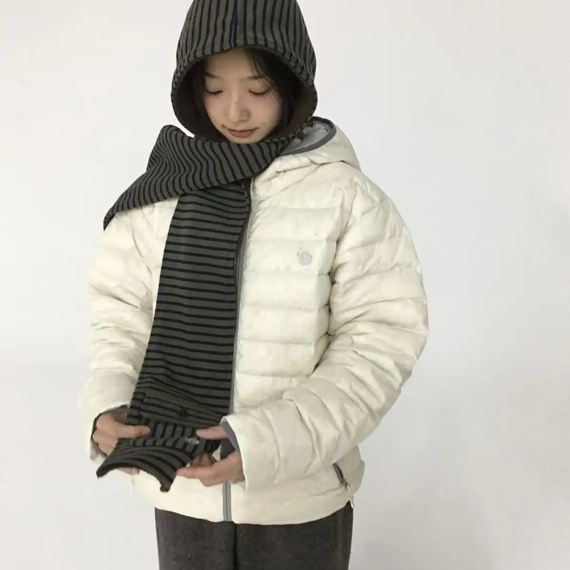 

East Gate AEARCOOL Retro Lightweight Du down Hooded Jaet Casual Sle Women's Puffer Coat Comfortable Warm Zipper Closure