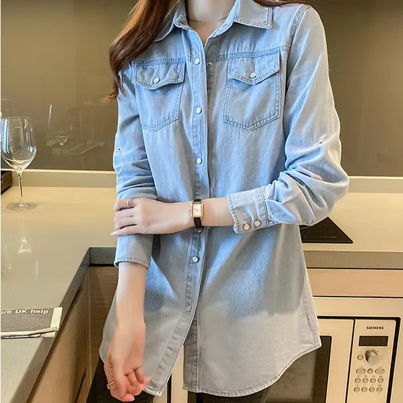 2025 الخريف الحلو طويلة الأكمام رقيقة قميص دينيم موضة المرقعة المرأة القمصان مع جيوب الكورية نمط المرأة بلايز 9837
