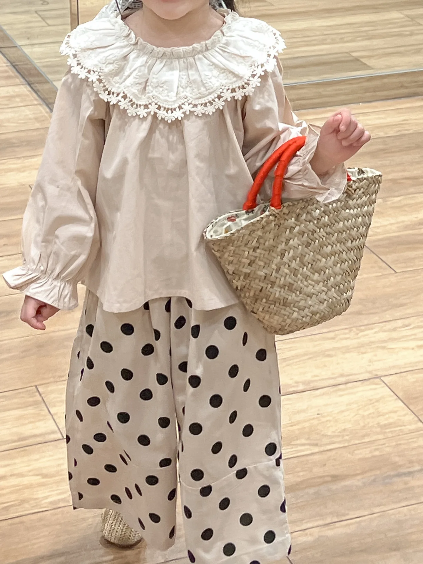 

Girls' Aumori Sweet Embroidery Lace Collar Pink Doll Shirt Cotton and Linen Polka Dot Wide Leg Pants