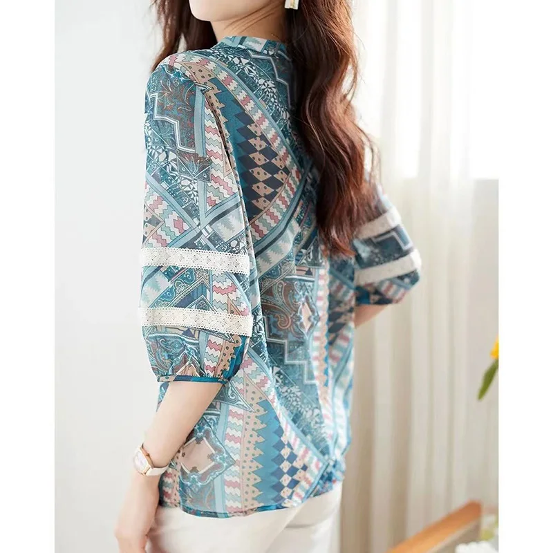 Ethnic Style Printing Splicing Lace V-Neck Chiffon Half Sleeve Pullover Blouse Loose Summer Autumn Korean Fashion Women\'s Shirt