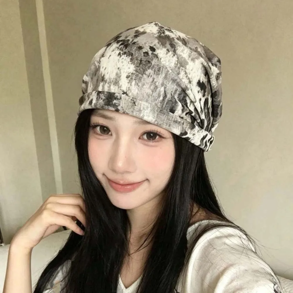 Vintage Paisley Beanie Versatile Style Retro Print Breathable Slouchy Hat Lightweight Texture Soft Touching Face Framing Bonnet