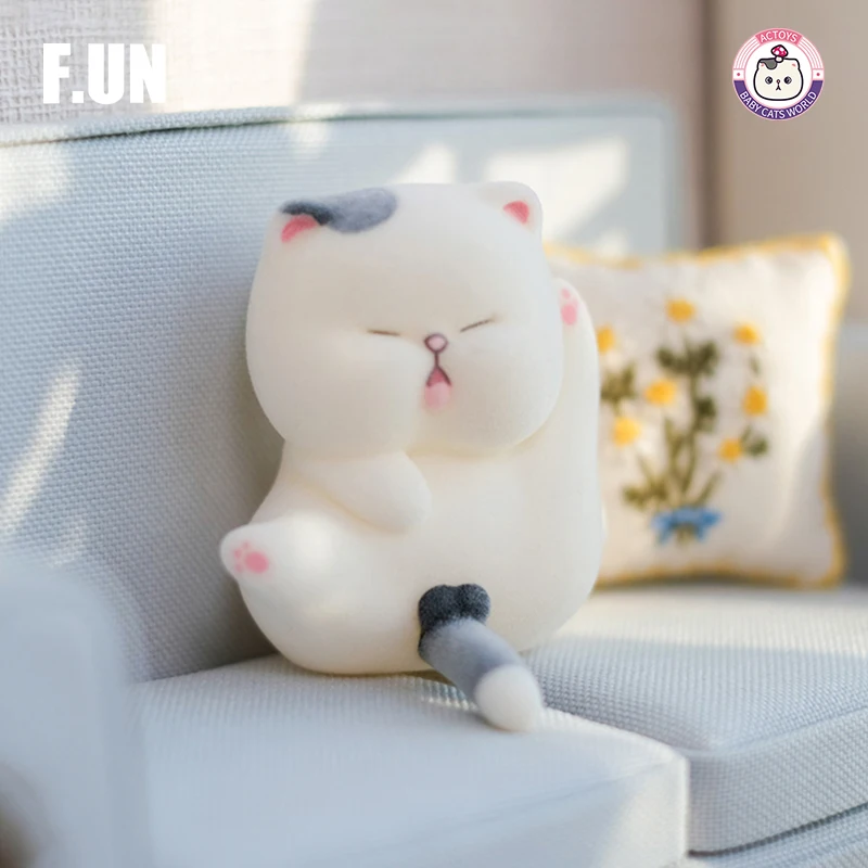 Cute Toys Figure Blind Box Original Baby Cat World Series 7 Flocking Style Random Surprise Anime Model Guess Surprise Doll