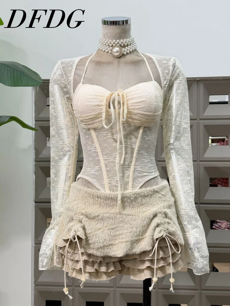 

DFDG Женский дизайнерский корсет из нержавеющей стали 2025 года с лямкой на шее, многоуровневая юбка, комплект с кружевной квадратным вырезом и средней и низкой талией, курортный комплект одежды