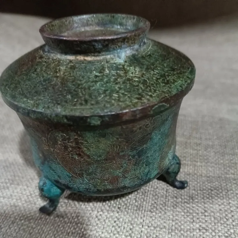 Antique Bronze Ware with Red Spots and Green Patina, Lid Bowl for Home Collection, Decorative Craft, Elegant Pure Copper