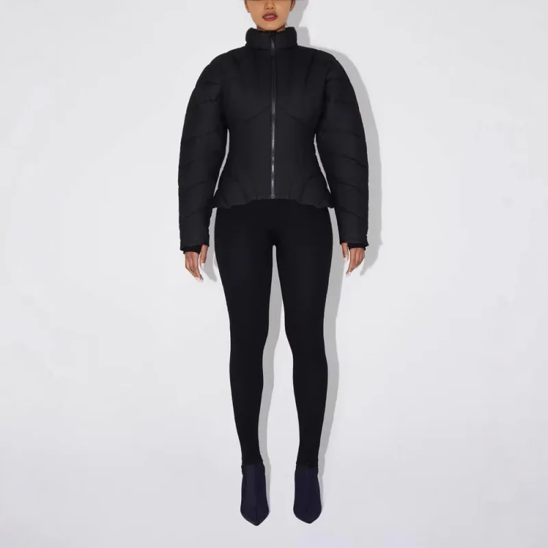 Koningsblauw pufferjack voor dames - slim fit jas met opstaande kraag en ritssluiting, modieuze winterwarme bovenkleding, trendy streetwear Qui