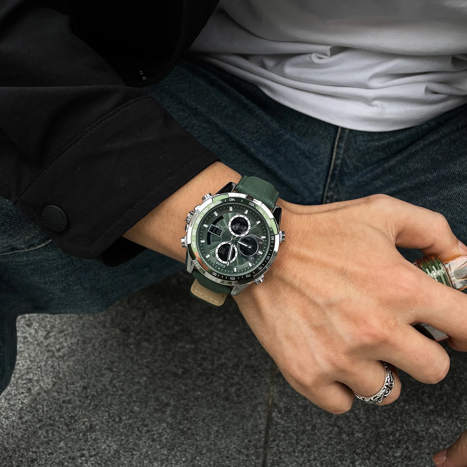 ساعة CILOA الجديدة للرجال متعددة الوظائف رياضية كاجوال كوارتز - مضيئة ومقاومة للماء #1